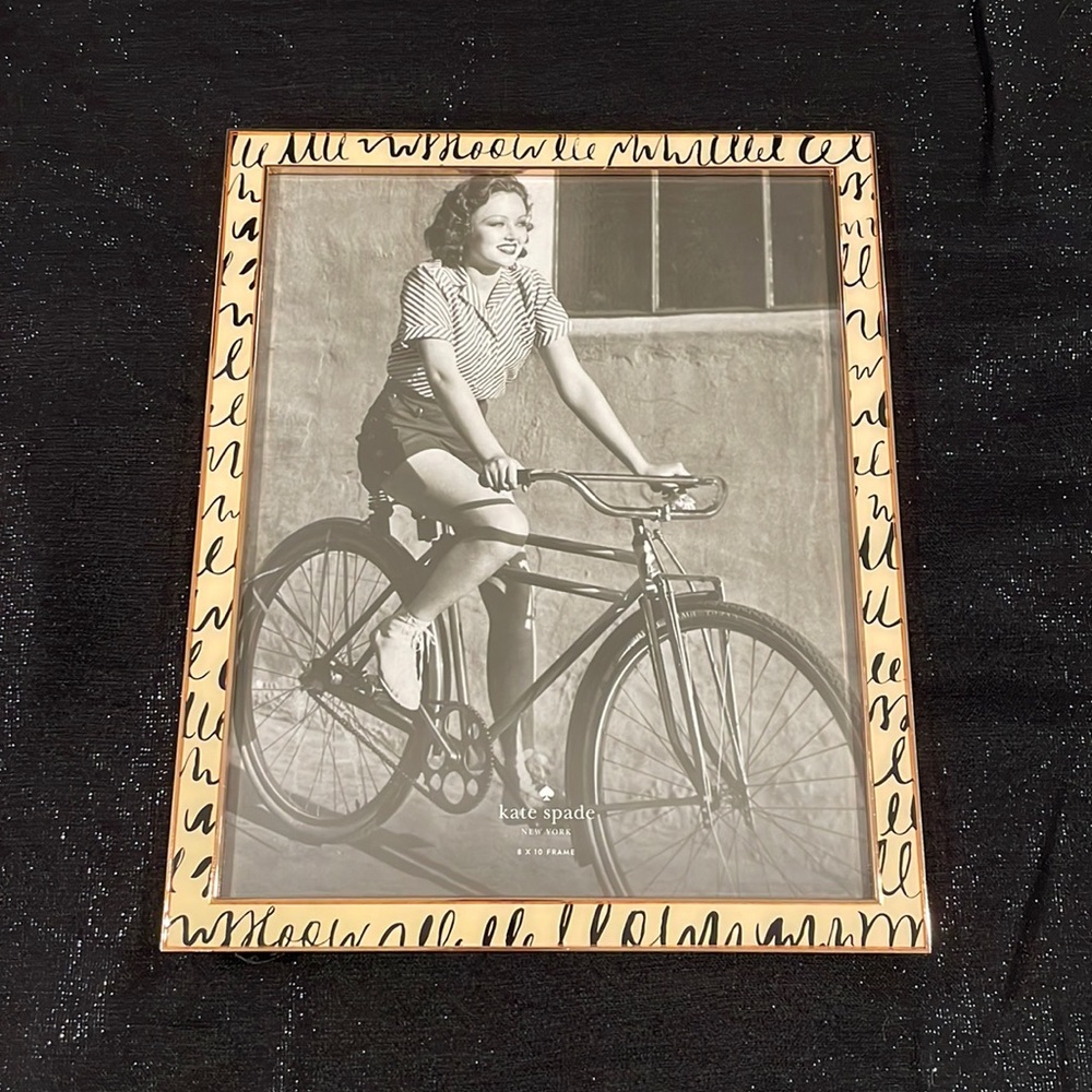 Kate Spade and LENOX Picture Frame 8X10 IN BOX